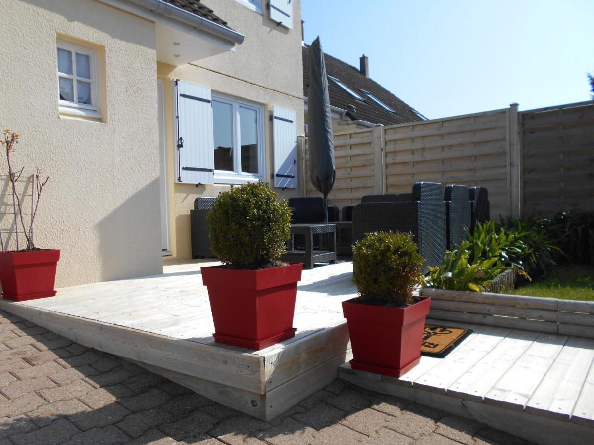 Gite De Eric Et Rose Bernières-sur-Mer Exterior foto